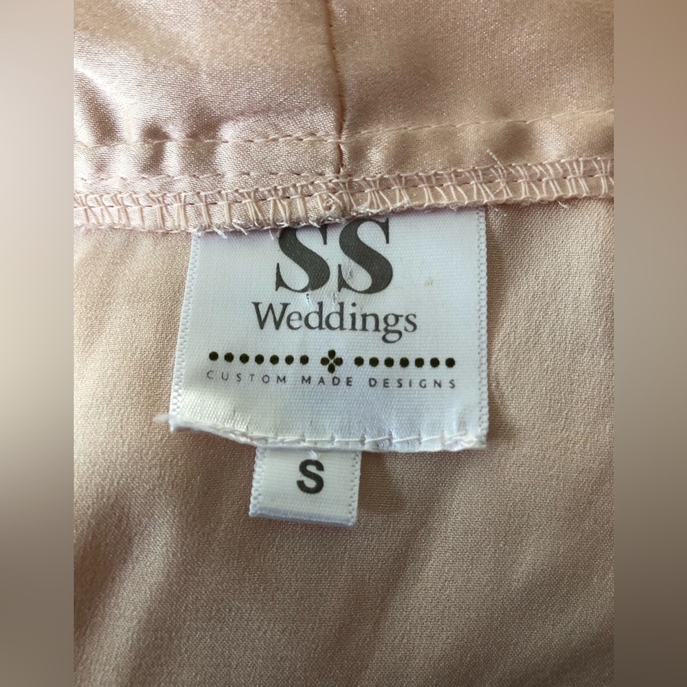 SS Weddings Robe - Picture 5 of 8